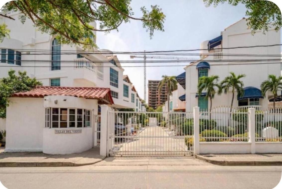 Apartamento Frente Al Americas Cartagena